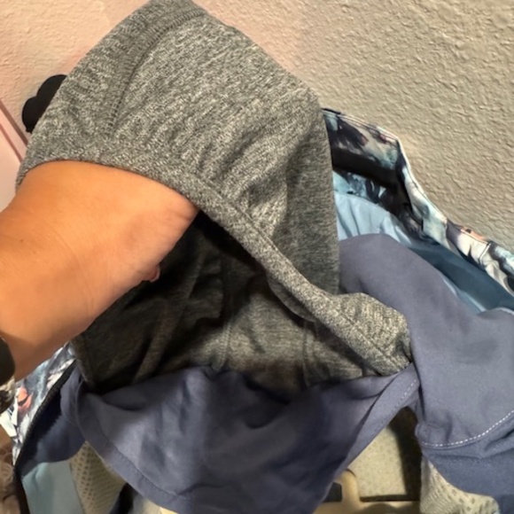 Women's Roxy Ski/Snowboard Jacket, XS - Picture 9 of 9